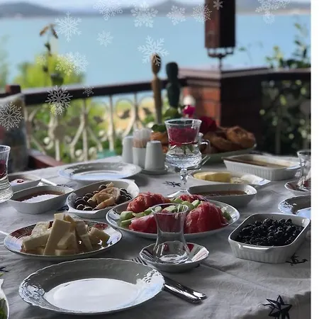 Hotel Cunda Sim Butik 3*