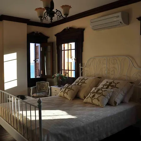 Cunda Sim Butik 3*